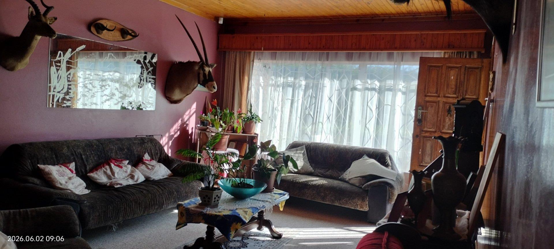5 Bedroom House for Sale in Reyno Ridge