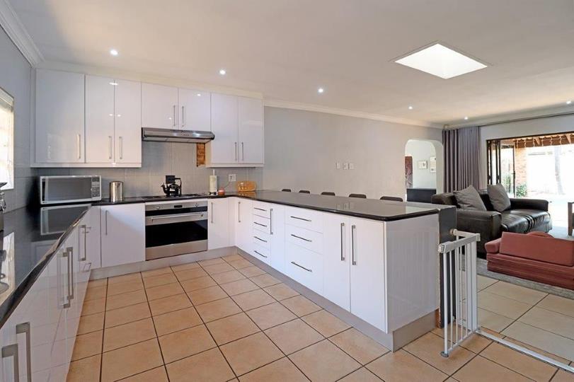 Listing number: P24-117341932, Image number: 3, Image