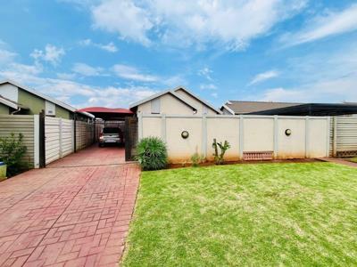 R 650 000