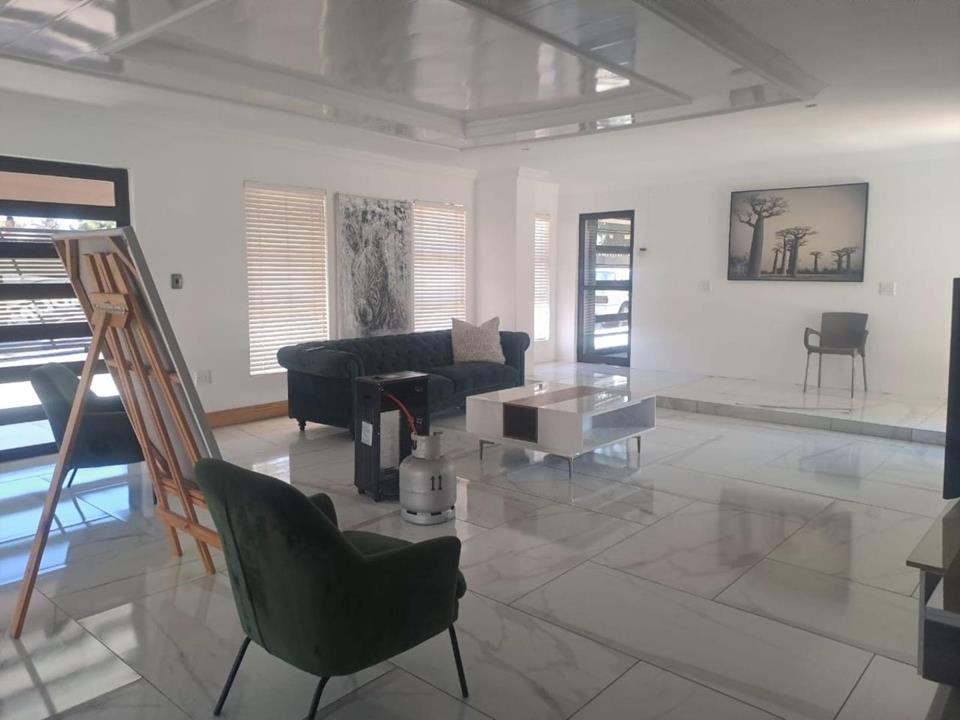 Listing number: P24-117343459, Image number: 1