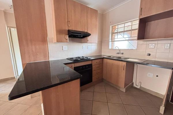 *Photos of similar type apartment*

This spacious second floor apartment offer;

Open ...