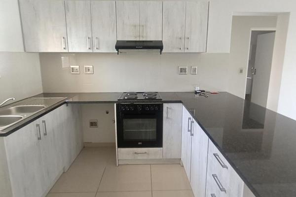 Tranquility and peace of mind!!

Stunning  development in a quiet  area in kraaifontein

occupation 1 dec
hurry these apartments are ...