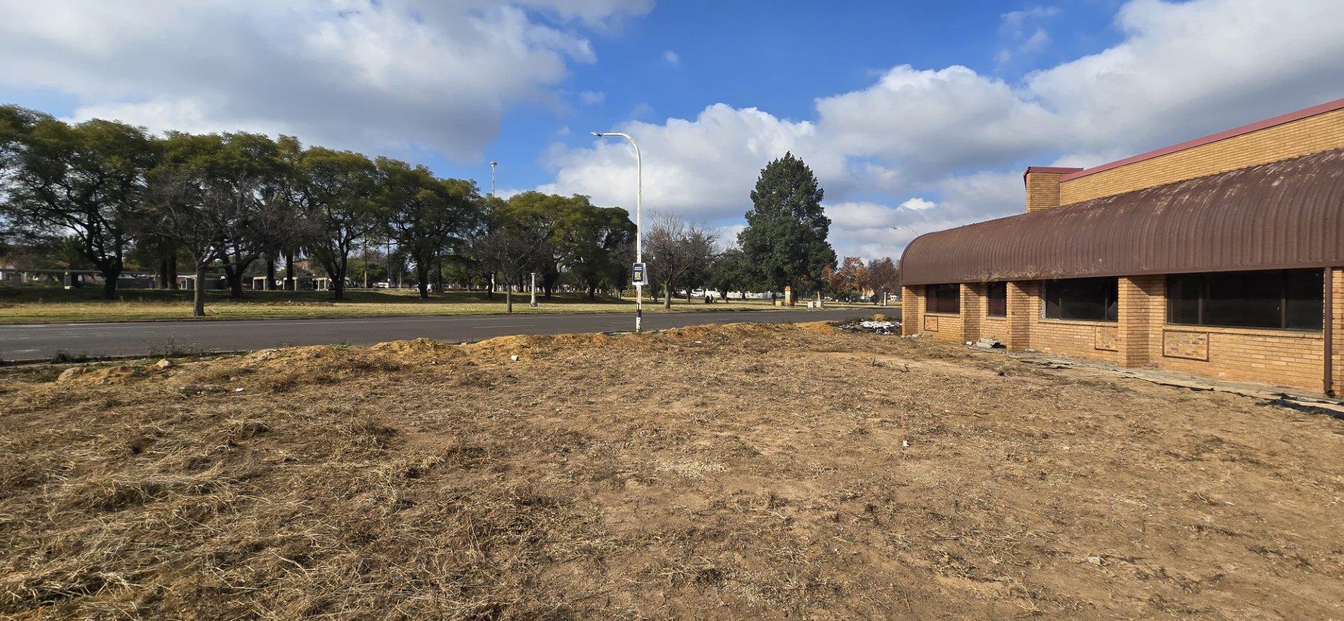 Commercial Property for Sale in Witbank Central
