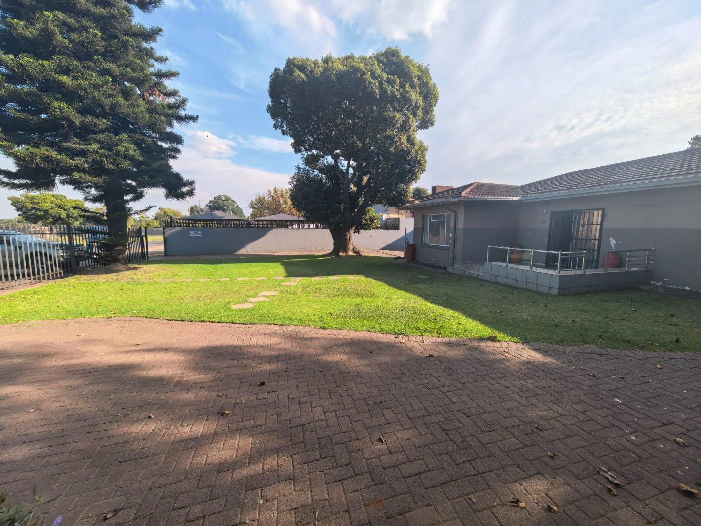 Commercial Property for Sale in Witbank Ext 12