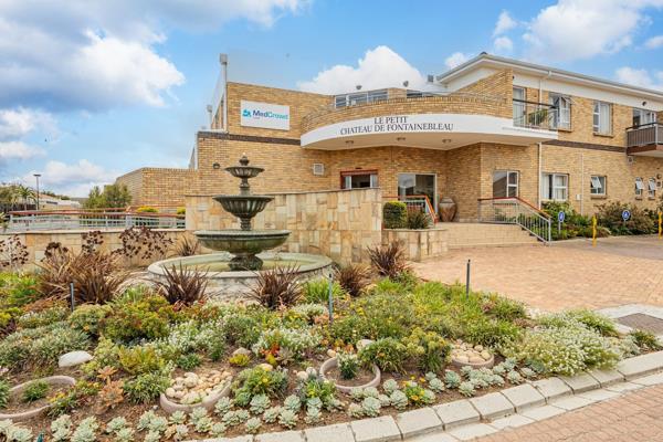 Exclusive Sole Mandate | Asking Price: R2 100 000 

Welcome to a lifestyle where comfort, security and community come together in one ...