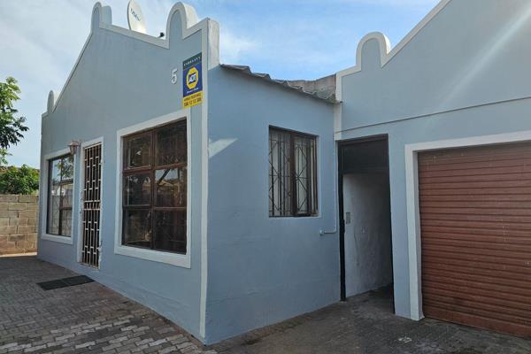 Exclusive Sole Mandate.

This fully fenced property offers a spacious 3-bedroom home, perfect for comfortable family living. An added ...