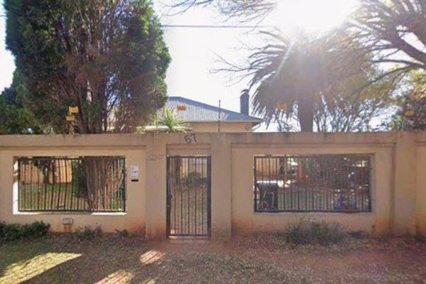 Bank repo Family home - Offers from R980 000.00
All outstanding municipal accounts will ...