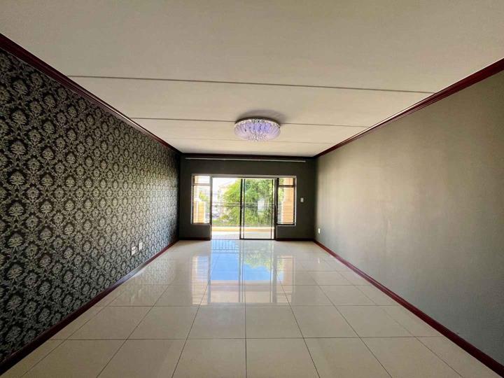 Listing number: P24-117319871, Image number: 2