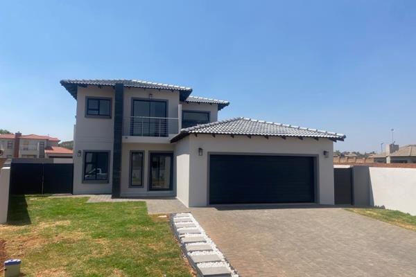 Step into this inviting three-bedroom home, perfectly positioned within the sought-after Century Estate. Designed for both comfort and ...
