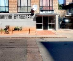 House for sale in Sunnyside
