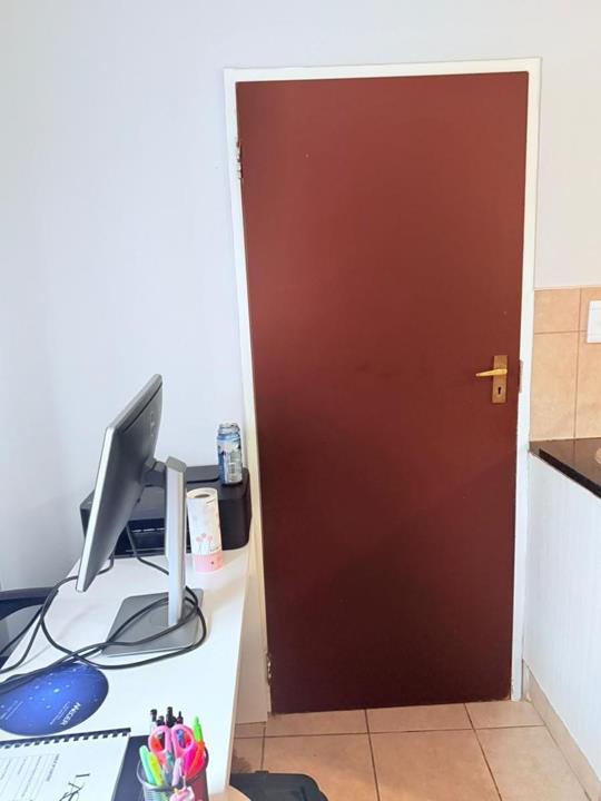 Listing number: P24-117371304, Image number: 2