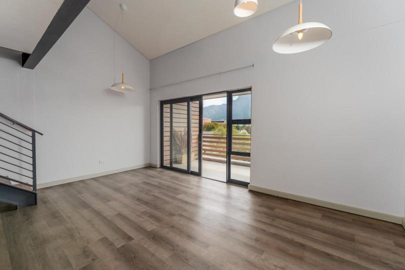 Listing number: P24-117371309, Image number: 3