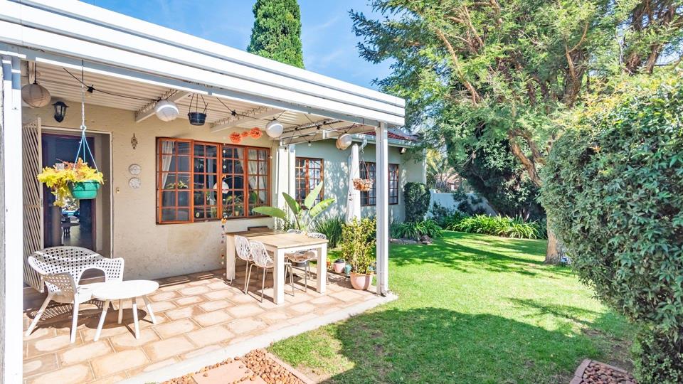 Listing number: P24-117371330, Image number: 2