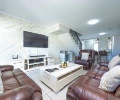 Townhouse for sale in Bonnie Brae