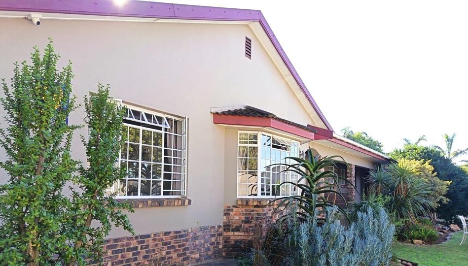 Listing number: P24-116178396, Image number: 2