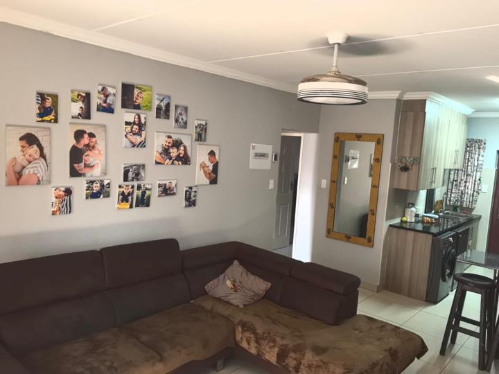 Listing number: P24-117371739, Image number: 2