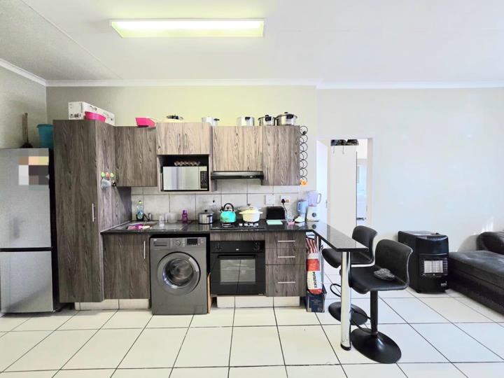 Listing number: P24-117371748, Image number: 2