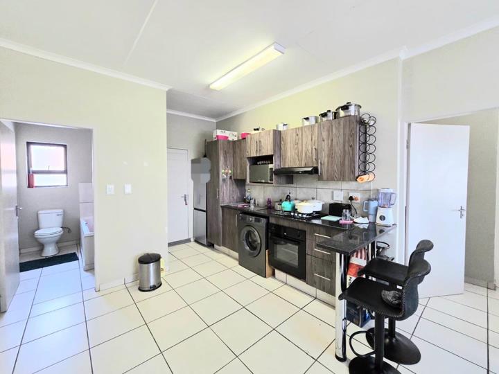 Listing number: P24-117371748, Image number: 3