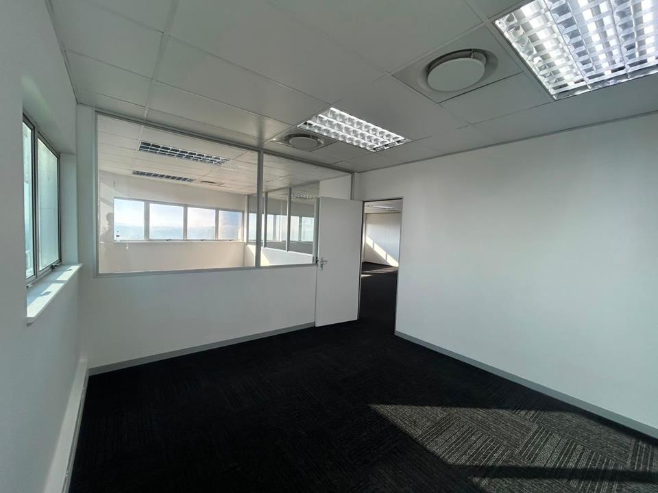 Listing number: P24-117372637, Image number: 1, 126m² Office Space To Let in Morningside