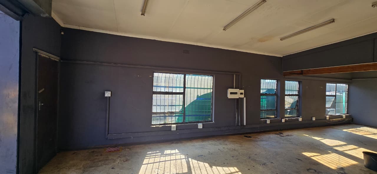 Commercial Property to Rent in Witbank Central