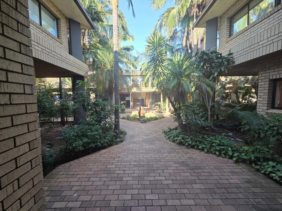 Listing number: P24-117373188, Image number: 1, 115m² Office Space To Let in Morningside