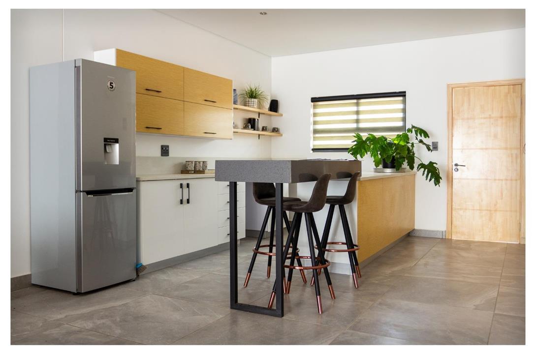 Listing number: P24-117371218, Image number: 1