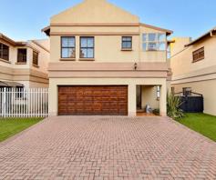 Townhouse for sale in Vanderbijlpark SE 2