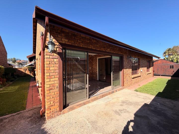 Listing number: P24-117376741, Image number: 2