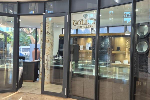 This 28m2 retail space to let in Umhlanga Ridge presents an excellent opportunity for boutique retailers, speciality stores, beauty ...