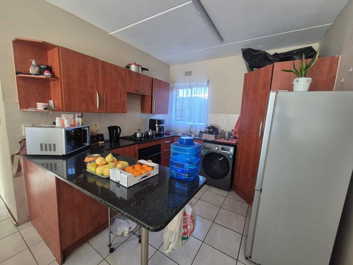 Listing number: P24-117377761, Image number: 2, Image