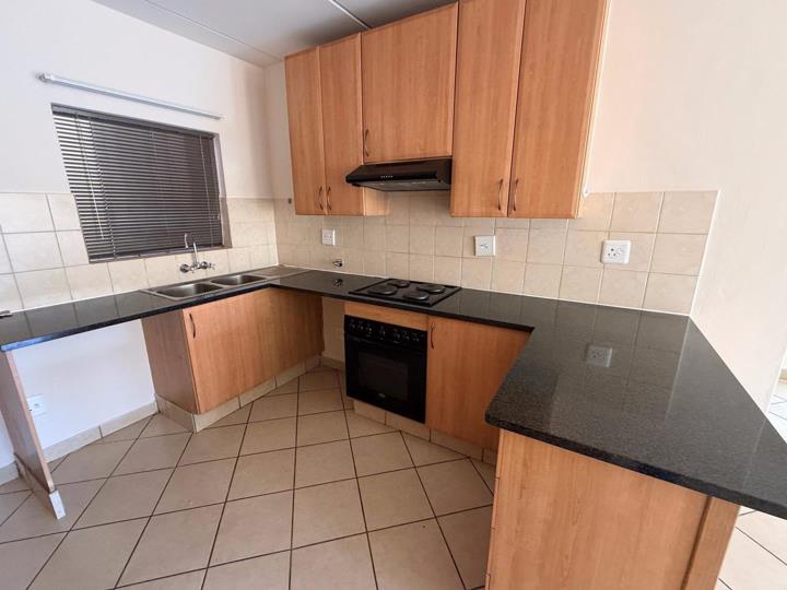 Listing number: P24-117378073, Image number: 2