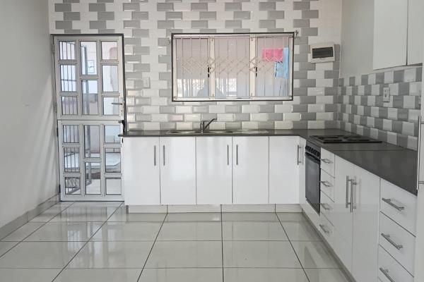. This spacious  two bedroom is fit for professionals
. each bedroom has built in cupboards 
.  main bedroom has aircondition, glass ...