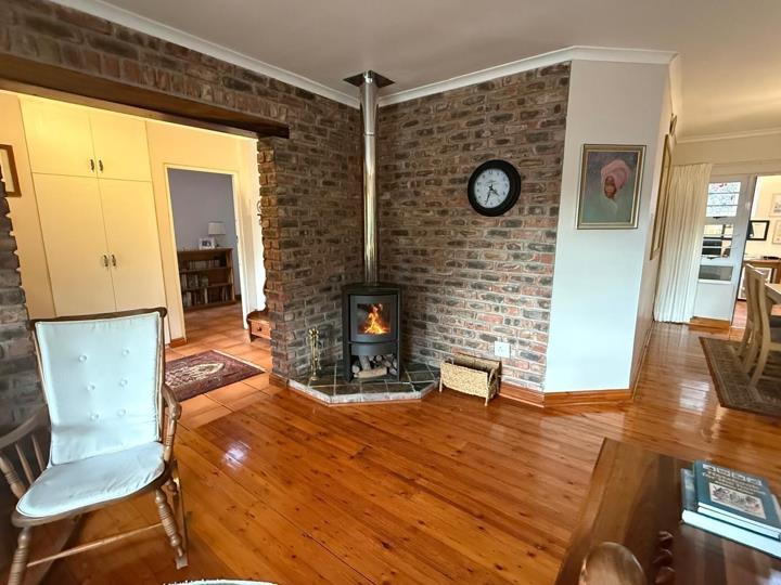 Listing number: P24-117372921, Image number: 2