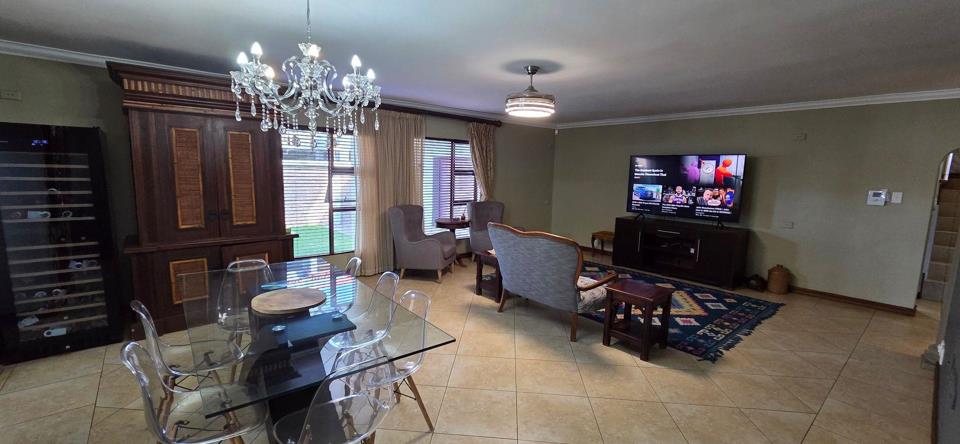 Listing number: P24-117382975, Image number: 2, Image