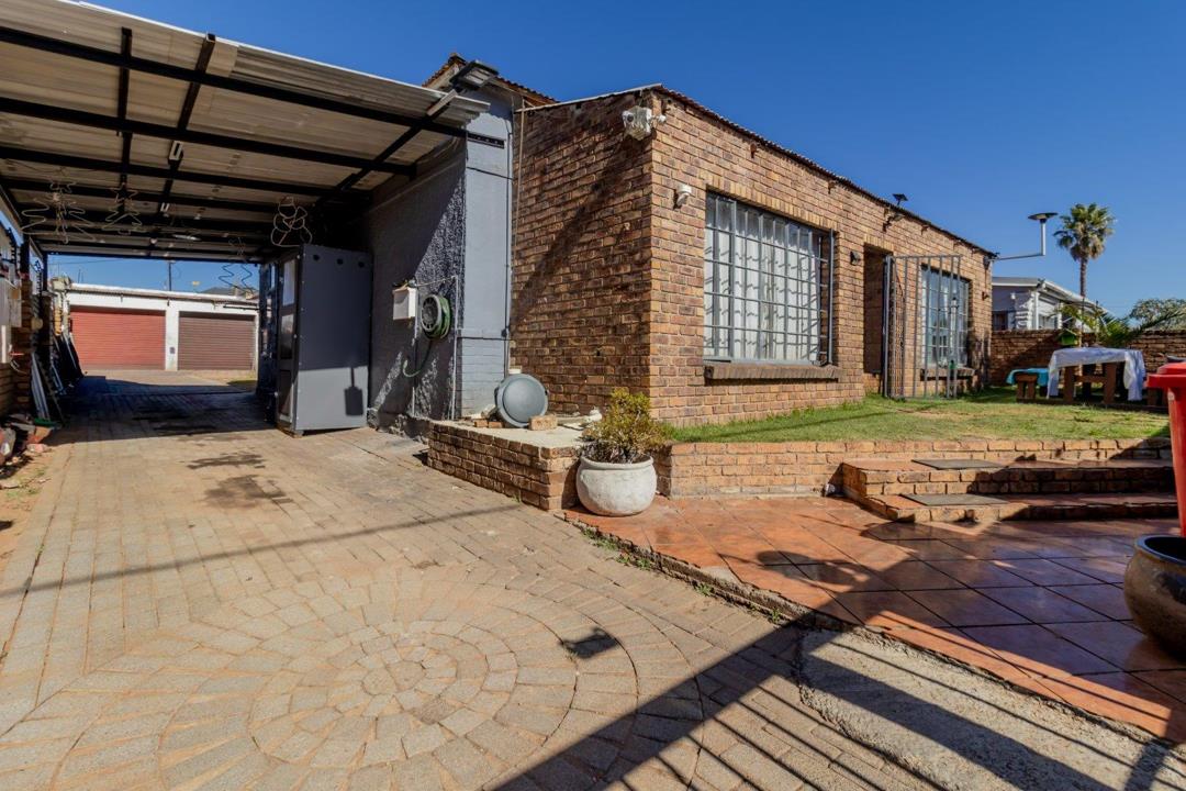 Listing number: P24-117382976, Image number: 1