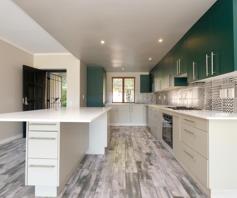 Apartment / Flat for sale in Lonehill