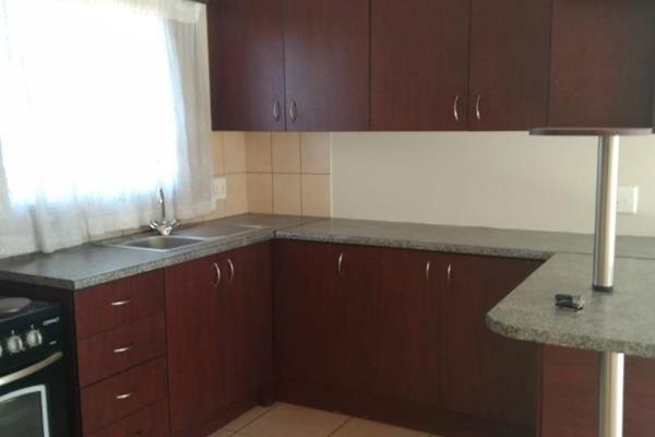 Cosy 2-Bedroom Apartment in Brentwood Park

Welcome to this charming 2-bedroom property in the heart of Brentwood Park, Benoni. ...