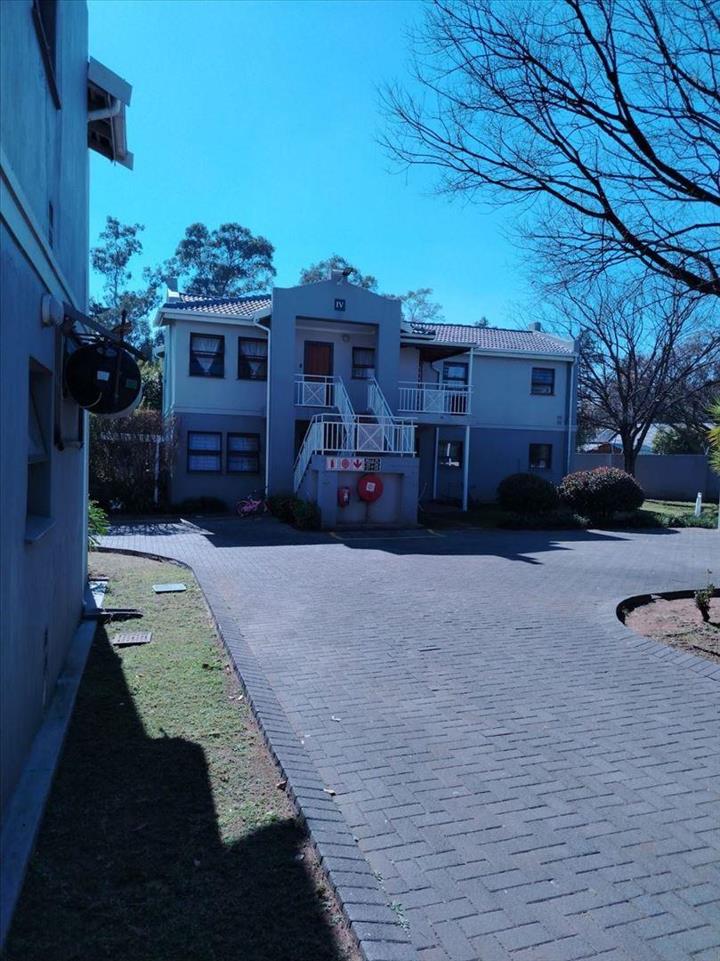 Listing number: P24-117385781, Image number: 1