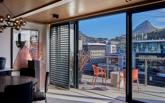 4 Bedroom Apartment / Flat to rent in De Waterkant
