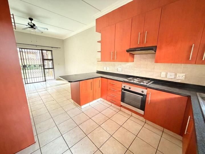 Listing number: P24-117386980, Image number: 2, Image