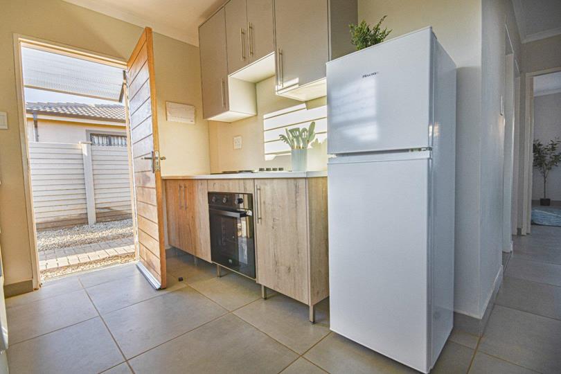Listing number: P24-117737718, Image number: 2