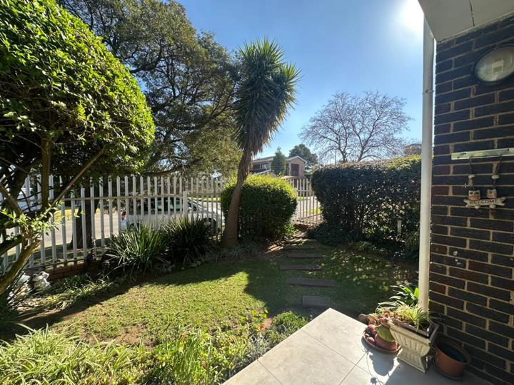 Listing number: P24-117390880, Image number: 2