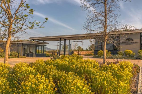 Positioned in a cul-de-sac within the sought-after Longlands Estate, this 300m² stand presents an excellent opportunity to build a ...