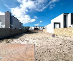 Vacant Land / Plot for sale in Parklands