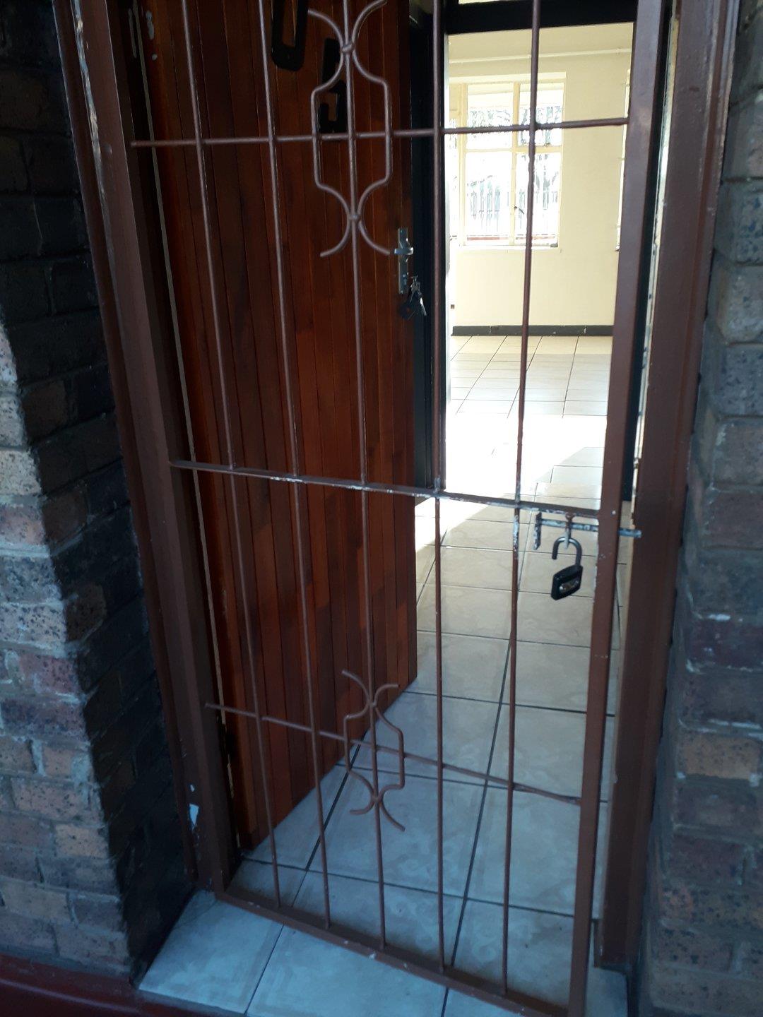 1 Bedroom Apartment to Rent in Witbank Ext 5