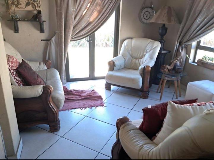 Listing number: P24-117396516, Image number: 2