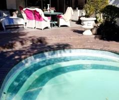 House for sale in Kew