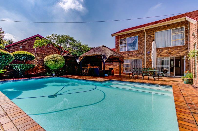 Listing number: P24-117410562, Image number: 2