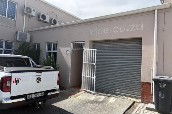 This 229m2 office in Firgrove, Somerset West suits distributors, light industrial ...