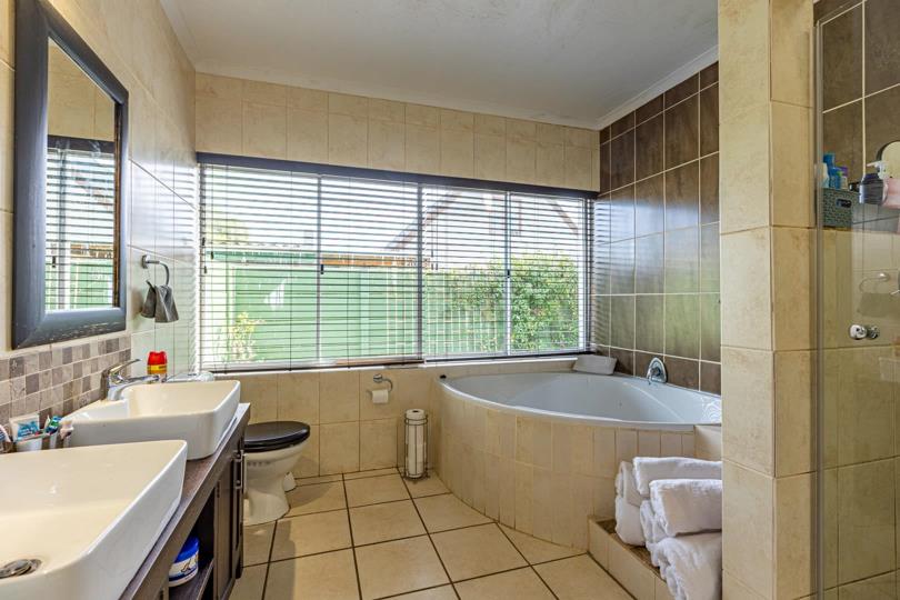 Listing number: P24-113785320, Image number: 3